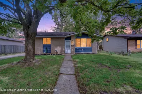 3320 Ronald St, Lansing, MI 48911