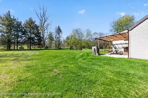Exterior - 5126 Sleight Rd, Bath, MI 48808 photo 11 of 12