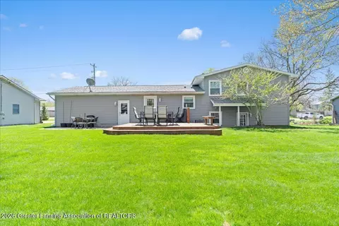 Exterior - 1210 W Herbison Rd, Dewitt, MI 48820 photo 5 of 8
