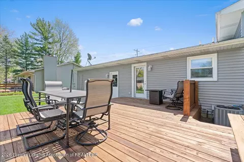 Exterior - 1210 W Herbison Rd, Dewitt, MI 48820 photo 2 of 8