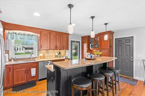 Kitchen - 1210 W Herbison Rd, Dewitt, MI 48820 photo 2 of 4