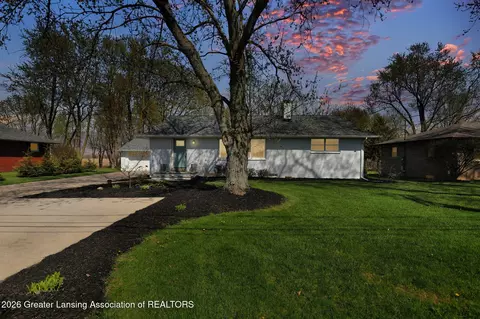 15499 Wood Rd, Lansing, MI 48906