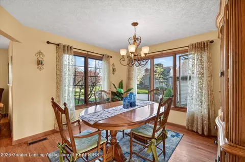 Dining - 13964 Adeline Dr, Lansing, MI 48906 photo 2 of 3