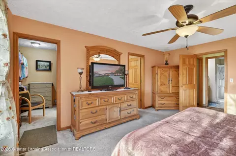 Bedroom - 13964 Adeline Dr, Lansing, MI 48906 photo 2 of 4