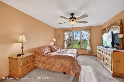 Bedroom - 13964 Adeline Dr, Lansing, MI 48906 photo 1 of 4