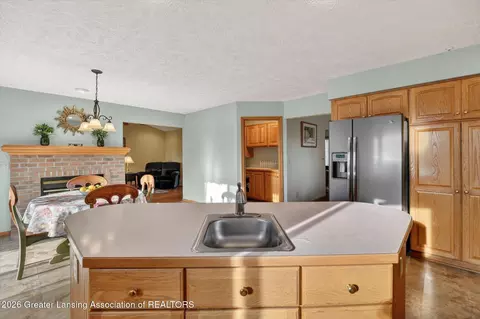 Kitchen - 13964 Adeline Dr, Lansing, MI 48906 photo 7 of 7