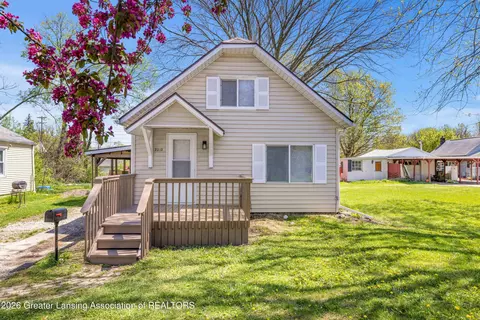 2313 S Rundle Ave, Lansing, MI 48910