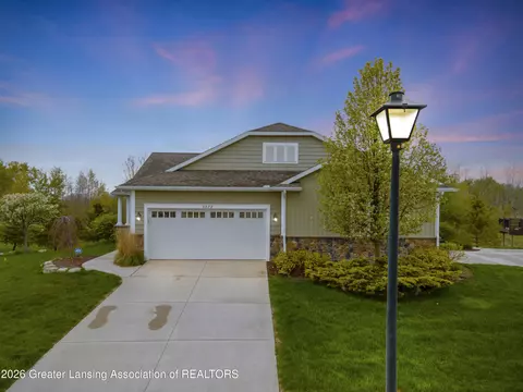 Exterior - 5272 Hawk Hollow Dr, Bath, MI 48808 photo 2 of 6