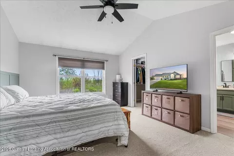 Bedroom - 10114 Roblyn Cir, Dimondale, MI 48821 photo 3 of 6