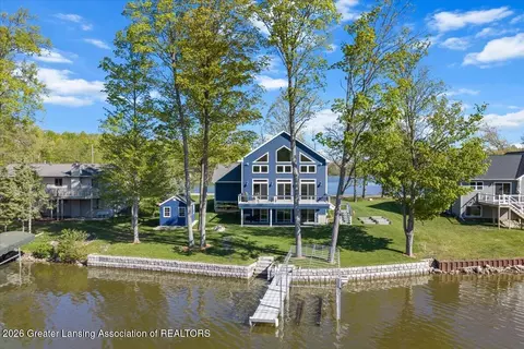4322 Gold Dust Pt, Perrinton, MI 48871