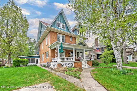 505 E Walker St, Saint Johns, MI 48879