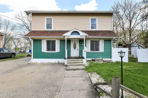 630 N Cochran Ave, Charlotte, MI 48813