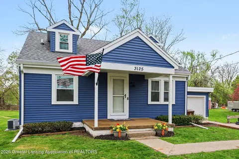 3125 Snow Rd, Lansing, MI 48917