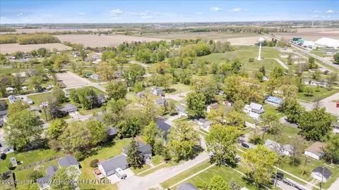 View/Area - 208 W W Pne, Ashley, MI 48806 photo 8 of 11