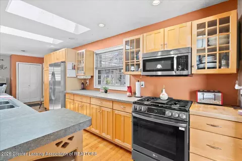 Kitchen - 208 W W Pne, Ashley, MI 48806 photo 1 of 5