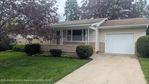 3417 Snowglen Ln, Lansing, MI 48917