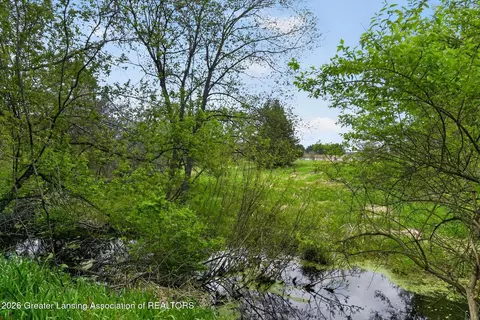 12791 Upton Rd, Bath, MI 48808 photo 11