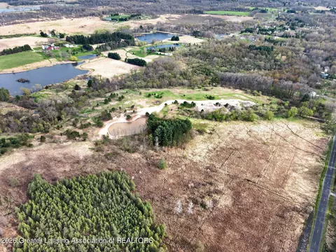 12791 Upton Rd, Bath, MI 48808 photo 31
