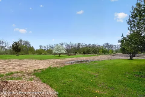 12791 Upton Rd, Bath, MI 48808 photo 20