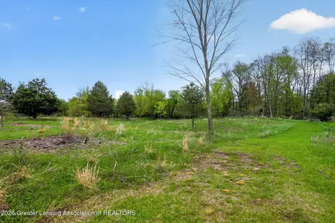 12791 Upton Rd, Bath, MI 48808 photo 16