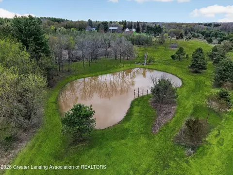 12791 Upton Rd, Bath, MI 48808 photo 4