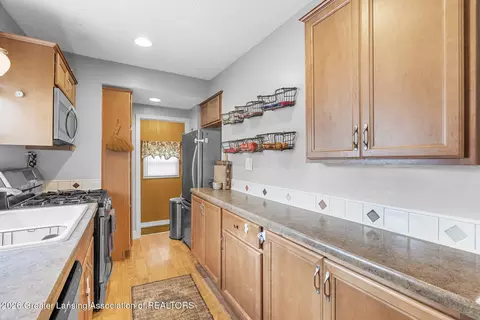 Other - 2226 Strathmore Rd, Lansing, MI 48910 photo 5 of 11