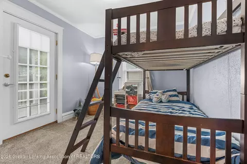 Bedroom - 2226 Strathmore Rd, Lansing, MI 48910 photo 1 of 3
