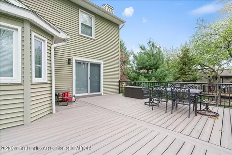 Exterior - 13176 Blackwood Dr, Dewitt, MI 48820 photo 3 of 9