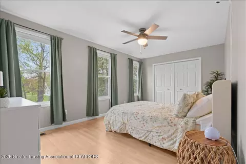 Bedroom - 13176 Blackwood Dr, Dewitt, MI 48820 photo 5 of 6