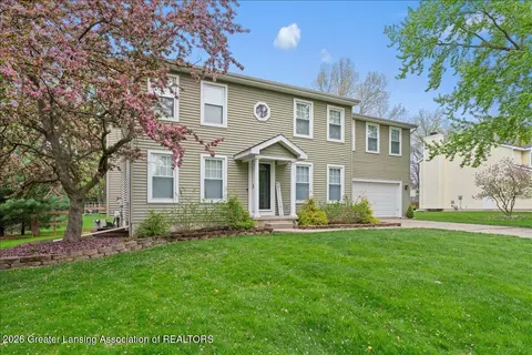 Exterior - 13176 Blackwood Dr, Dewitt, MI 48820 photo 2 of 9
