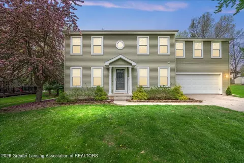 Exterior - 13176 Blackwood Dr, Dewitt, MI 48820 photo 9 of 9