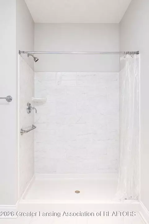Bath - 3600 Otsego Dr, Okemos, MI 48864 photo 5 of 7