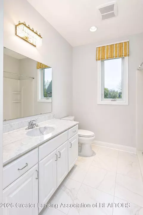 Bath - 3600 Otsego Dr, Okemos, MI 48864 photo 4 of 7