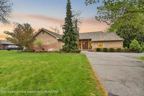 4572 Sequoia Trl, Okemos, MI 48864