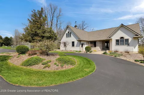 7133 Eagle Rest Dr, Portland, MI 48875