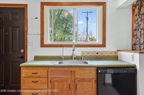 6834 N Wacousta Rd, Fowler, MI 48835 photo 17