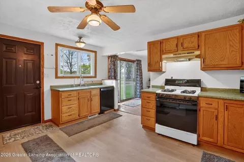 6834 N Wacousta Rd, Fowler, MI 48835 photo 16