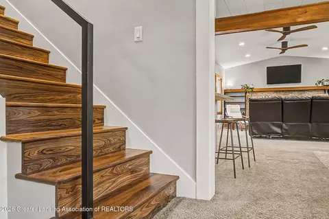Entry Way - 4113 Dell Rd, Lansing, MI 48911 photo 1 of 4