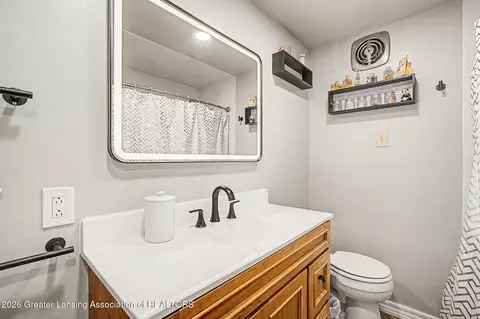 Bath - 4113 Dell Rd, Lansing, MI 48911 photo 1 of 4