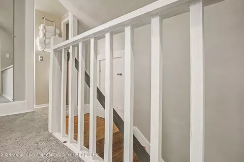Entry Way - 4113 Dell Rd, Lansing, MI 48911 photo 4 of 4