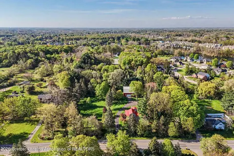 View/Area - 4113 Dell Rd, Lansing, MI 48911 photo 1 of 4