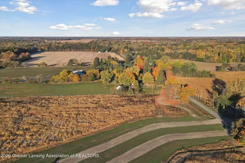 8171 W Herbison Rd, Eagle, MI 48822