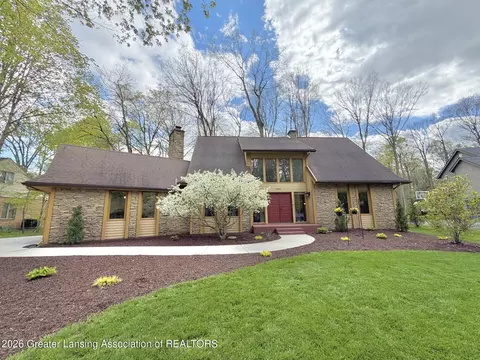 1981 Valleybrook Dr, Okemos, MI 48864