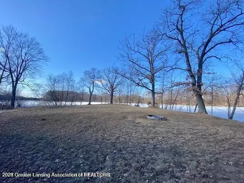 1900 Brookside Ln, Owosso, MI 48867 photo 5