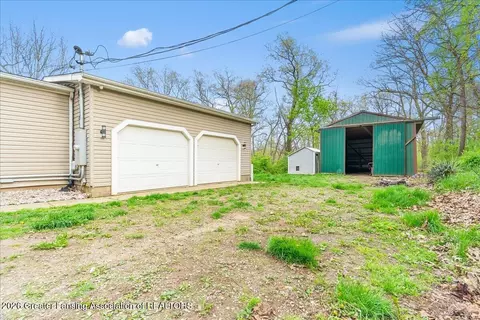 Exterior - 6575 Ann Arbor Rd, Jackson, MI 49201 photo 1 of 4