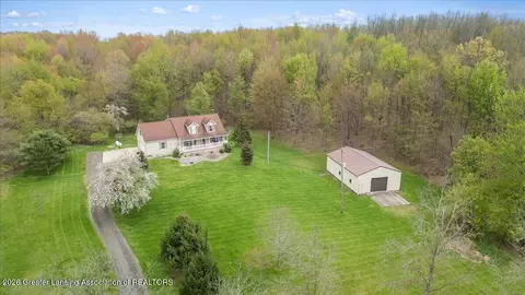 5049 S Saint Clair Rd, Saint Johns, MI 48879