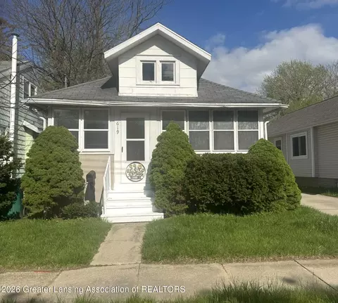 619 Lathrop St, Lansing, MI 48912