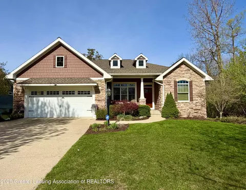 6271 Fenwick Ct, East Lansing, MI 48823