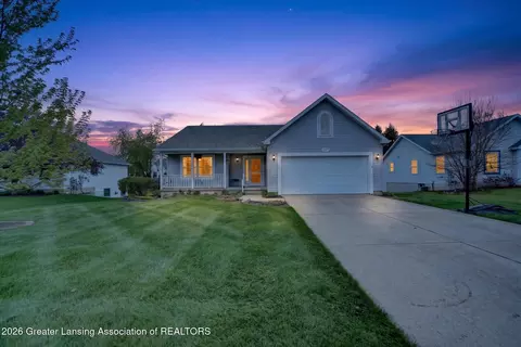 2257 Tiffany Ln, Holt, MI 48842