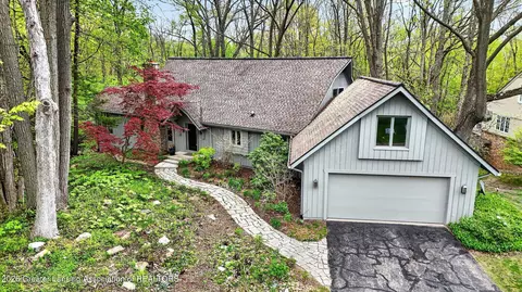 4772 Arapaho Trl, Okemos, MI 48864